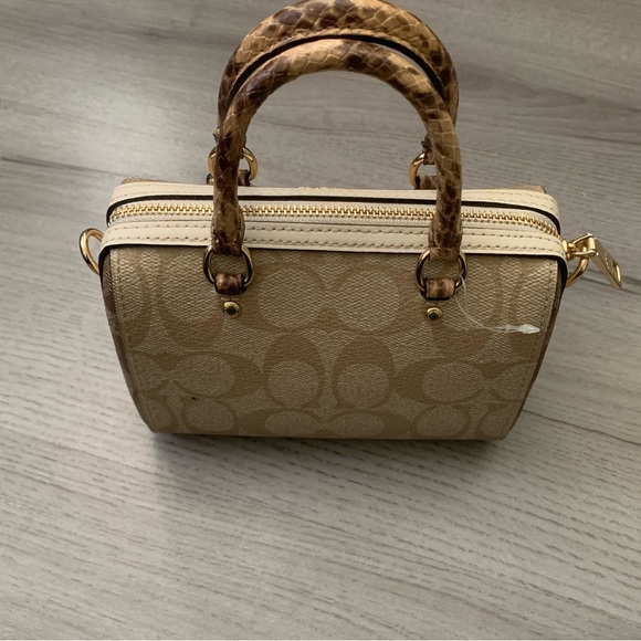 Coach mini Rowan crossbody with snakeskin print detailing! EUC - Picture 3 of 4